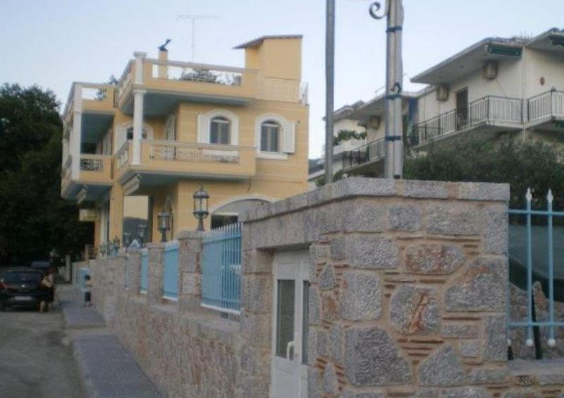 Royal'S Studios Loutra Edipsou  Exterior foto